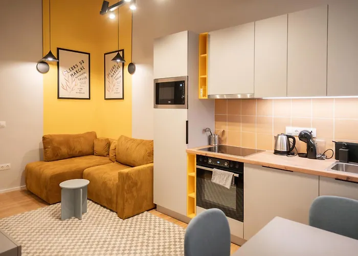 I Got 5 On It #1 - Brand New Apartments By Pink Flamingo